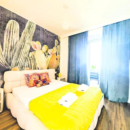 Frida Sea View - 2 Bed *